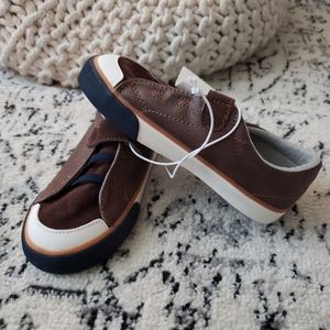 See Kai Run Boys Brown Sneakers NWT